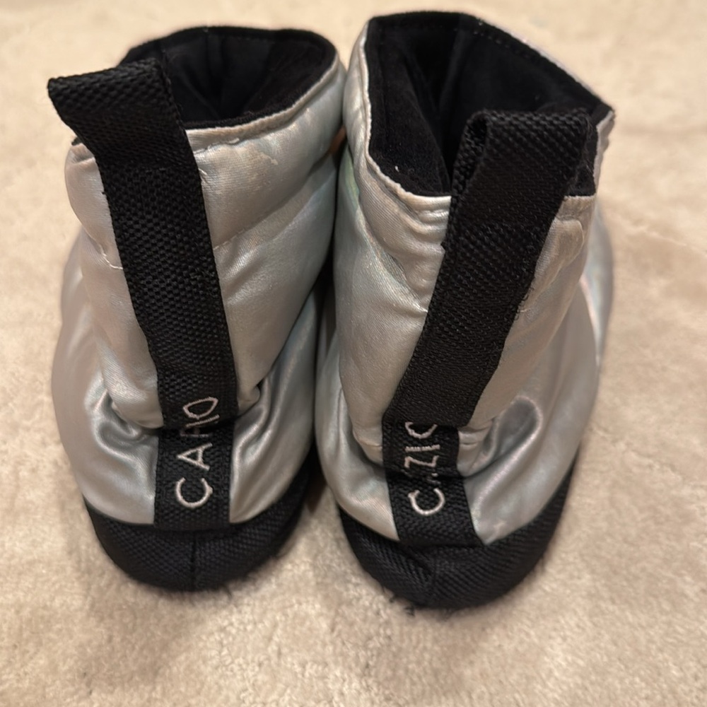 Capezio girls dance booties. Size 5-6 small - Picture 4 of 4